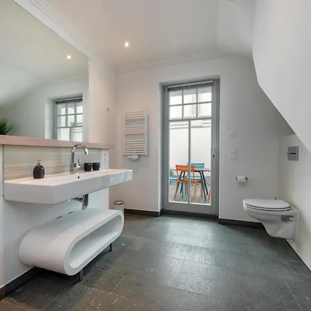 Villa Theres Dolphin Apartman