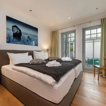 Villa Theres Dolphin Apartman *