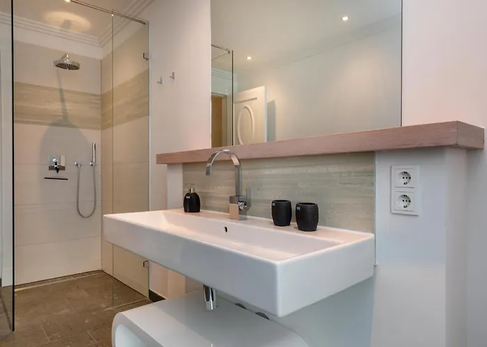 Ostseebad Sellin, * Sellin (Rugen)